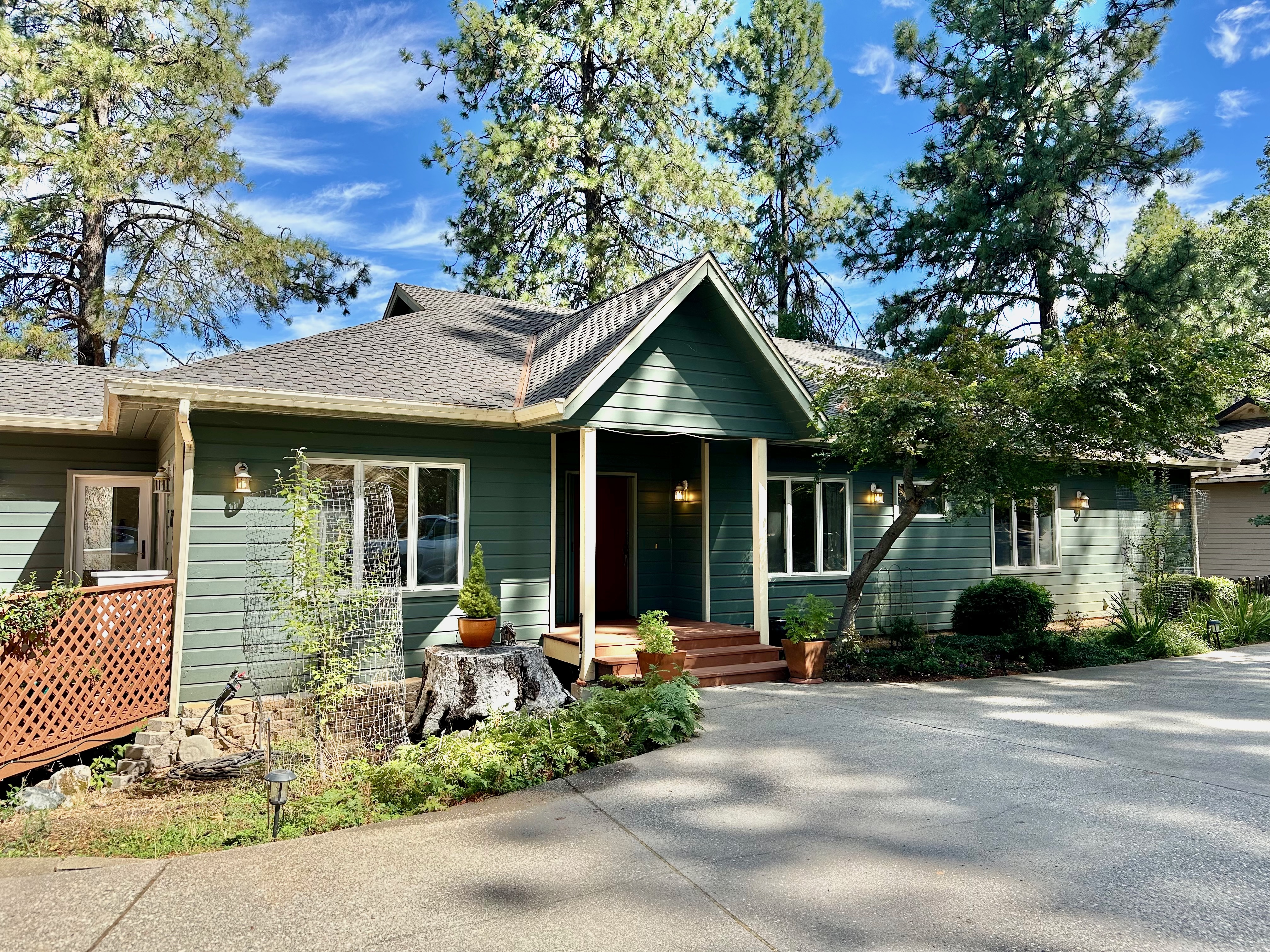 FOR RENT: 11736 Tammy Way, Grass Valley CA 95949